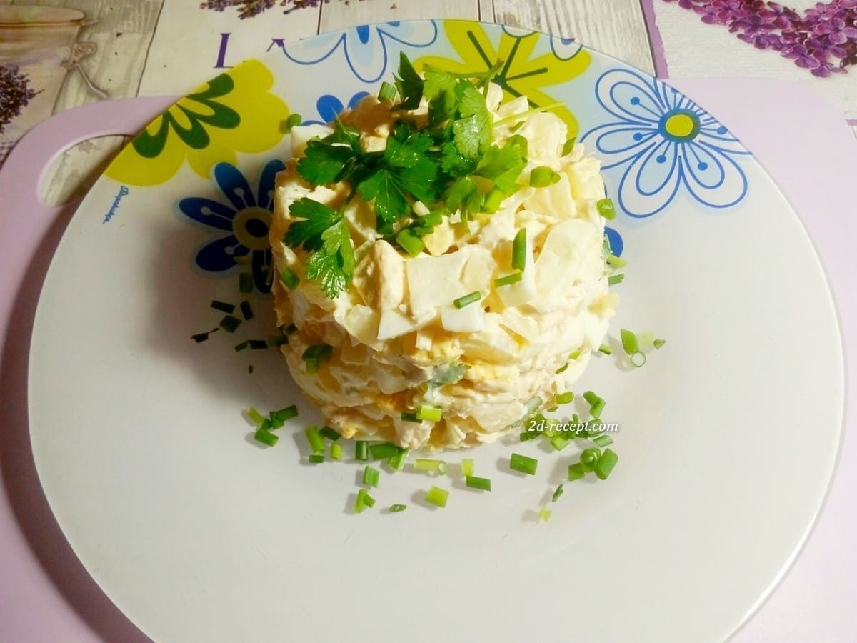 Салат с ананасом и курицей