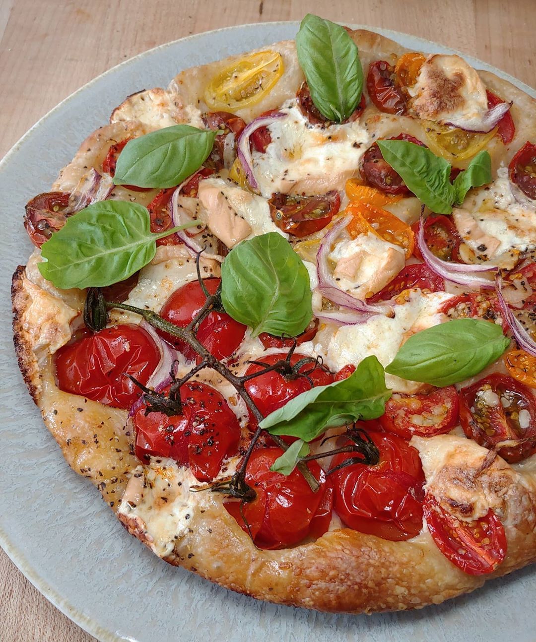 пицца как делать в духовке колбаса помидор фото 114
