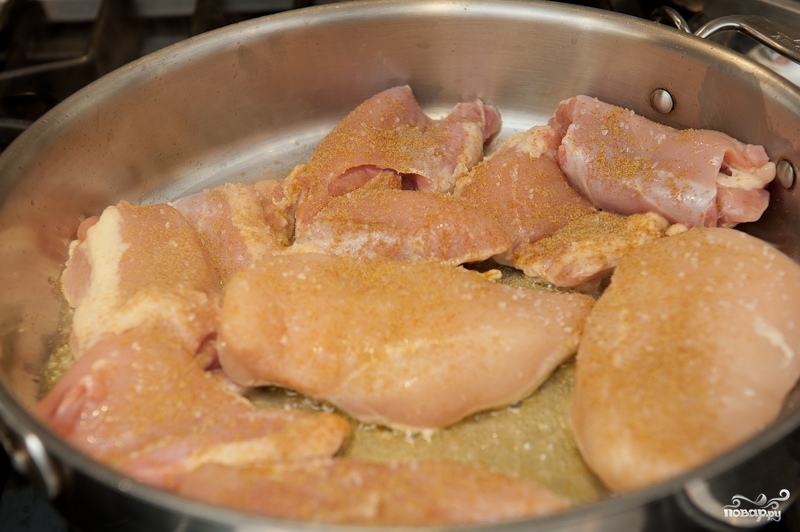 Сочная куриная грудка на сковороде рецепт с фото пошагово
