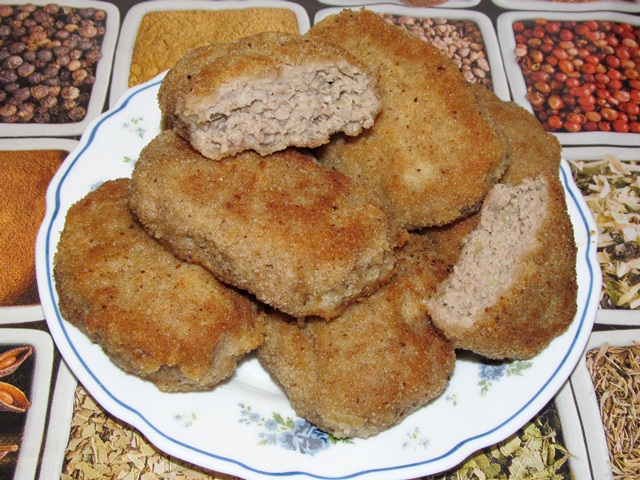 Парные котлеты из говядины в духовке